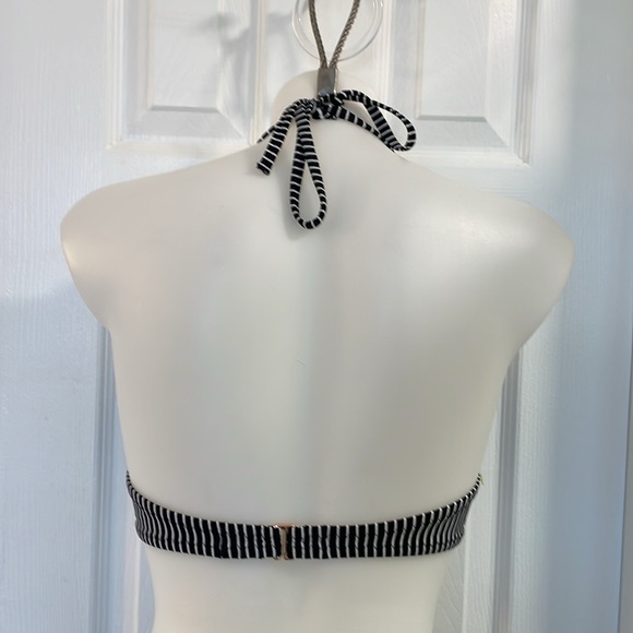 SHADE & SHORE UNDERWIRE TWIST FRONT TOP 34B HIGH WAIST BOTTOM SWIMSUIT SIZE S - Picture 10 of 15